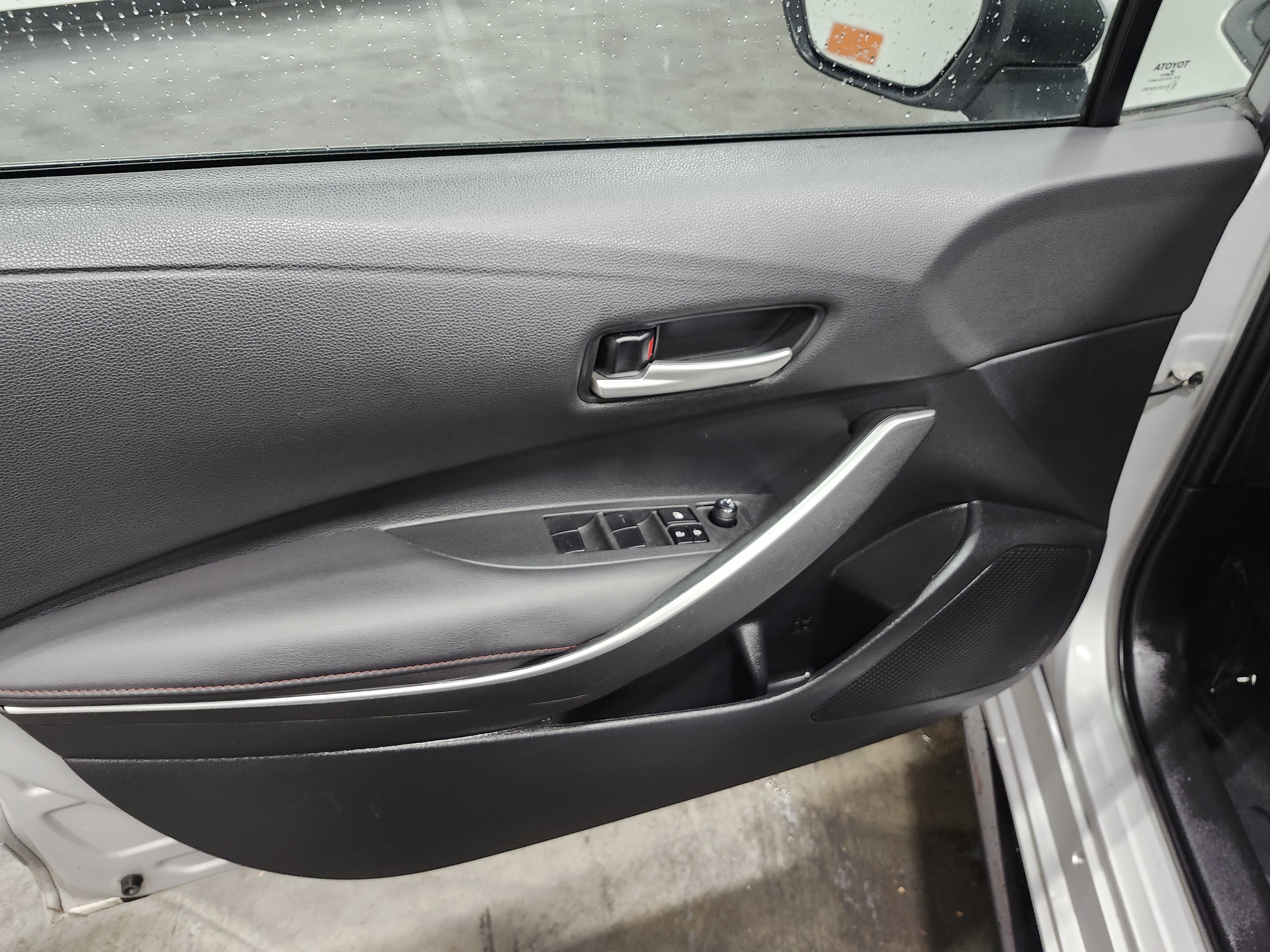 Used 2023 Toyota Corolla SE FWD image 24