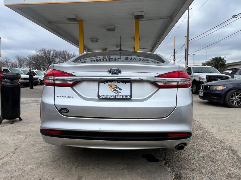 Used 2017 Ford Fusion S image 5