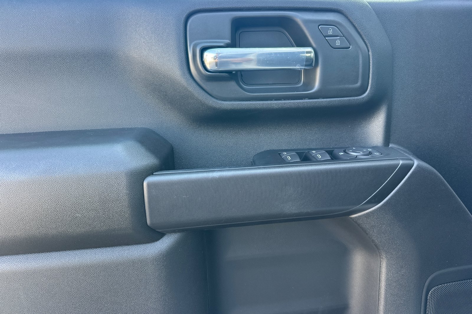 New 2026 GMC Sierra 2500 Pro w/ Convenience Package RWD image 11