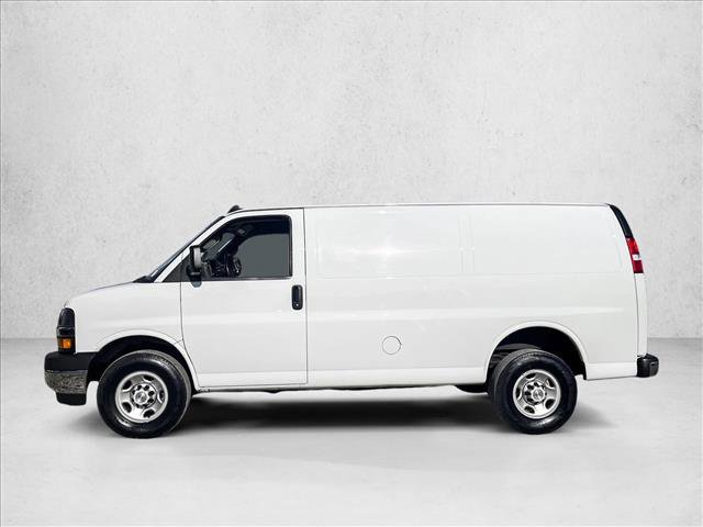 Used 2022 Chevrolet Express 2500 w/ Driver Convenience Package image 9