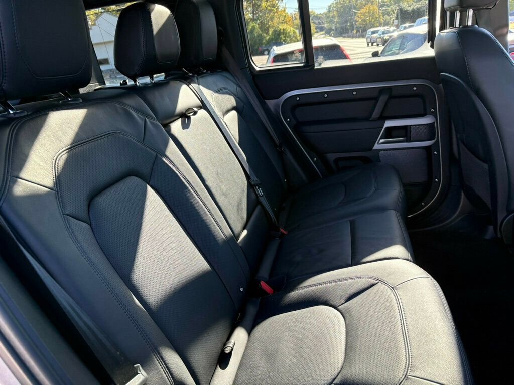 Used 2024 Land Rover Defender 110 S image 25