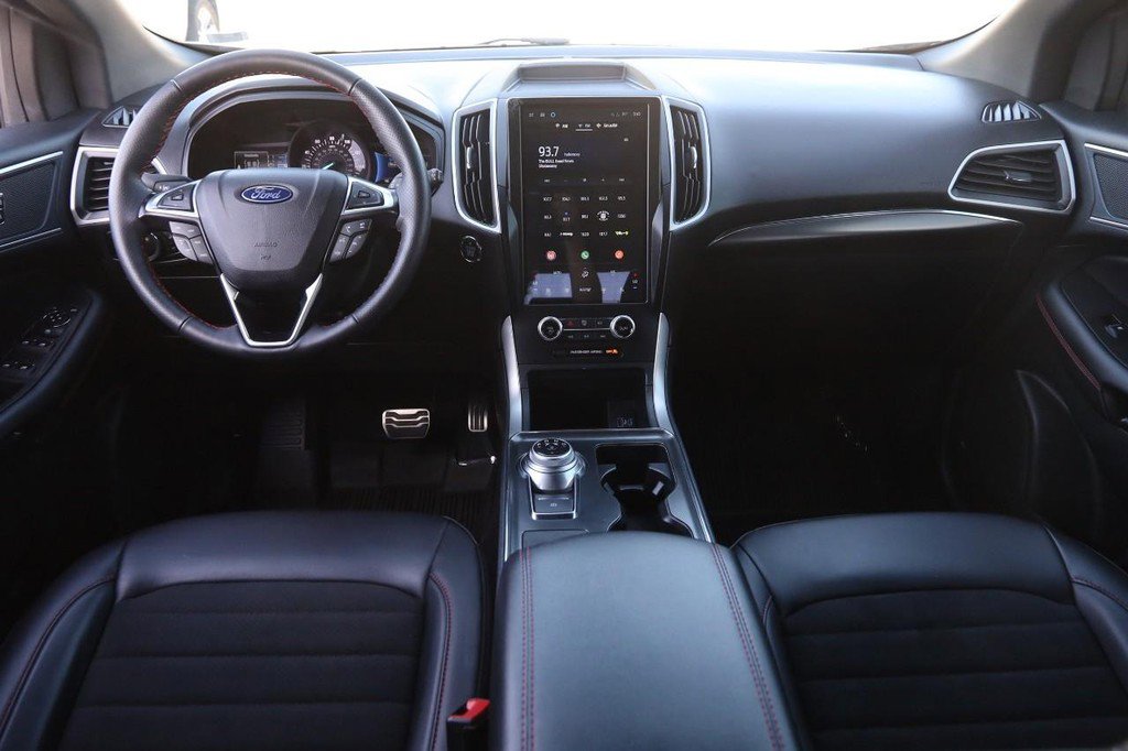 Used 2024 Ford Edge ST-Line AWD/4WD image 22