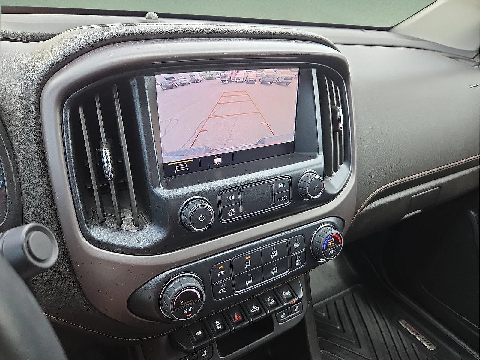 Certified 2022 GMC Canyon AT4 w/ Trailering Package AWD/4WD image 8