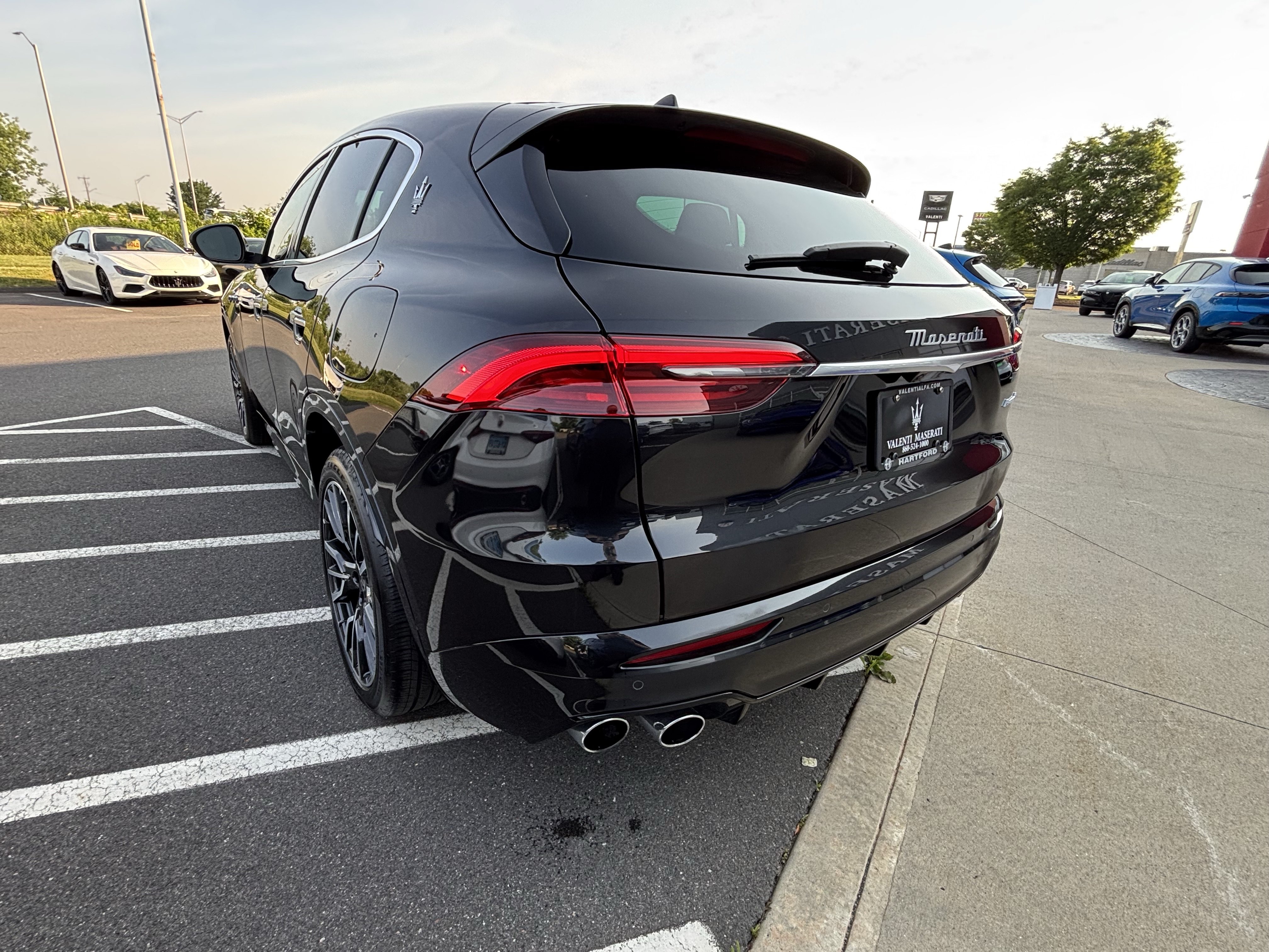 Used 2025 Maserati Grecale Folgore AWD/4WD image 3