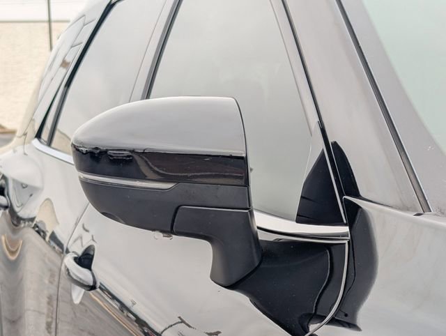 Used 2023 Nissan Pathfinder Platinum w/ Cargo Package image 12