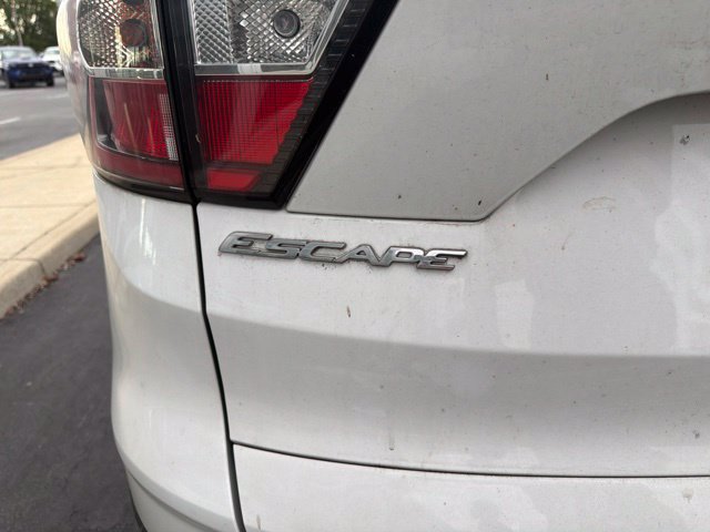 Used 2018 Ford Escape S FWD image 9