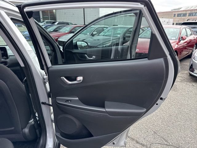 Used 2023 Hyundai Kona SEL w/ Convenience Package image 32