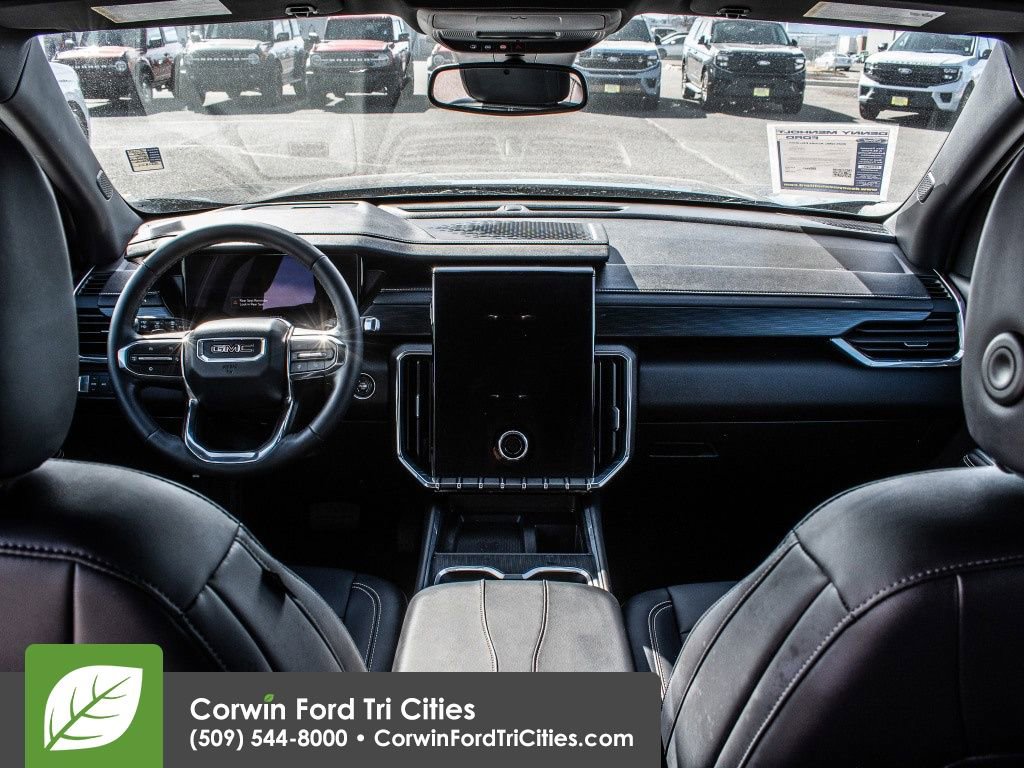 Used 2025 GMC Acadia Elevation w/ Elevation Premium Package image 16