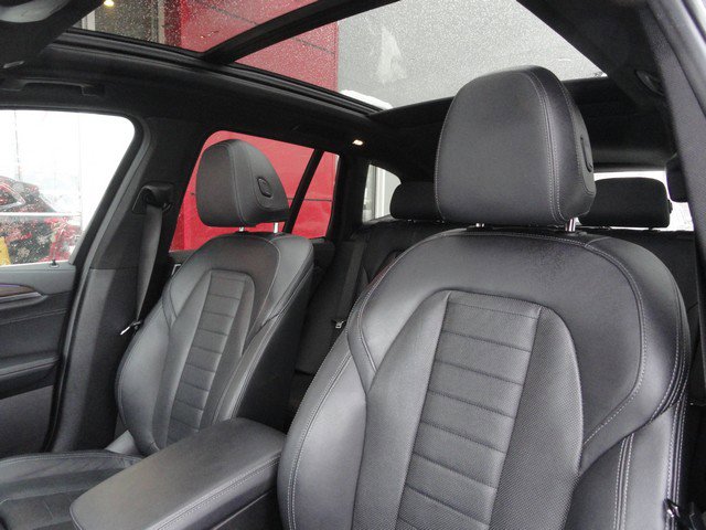 Used 2020 BMW X3 xDrive30i w/ Premium Package image 12