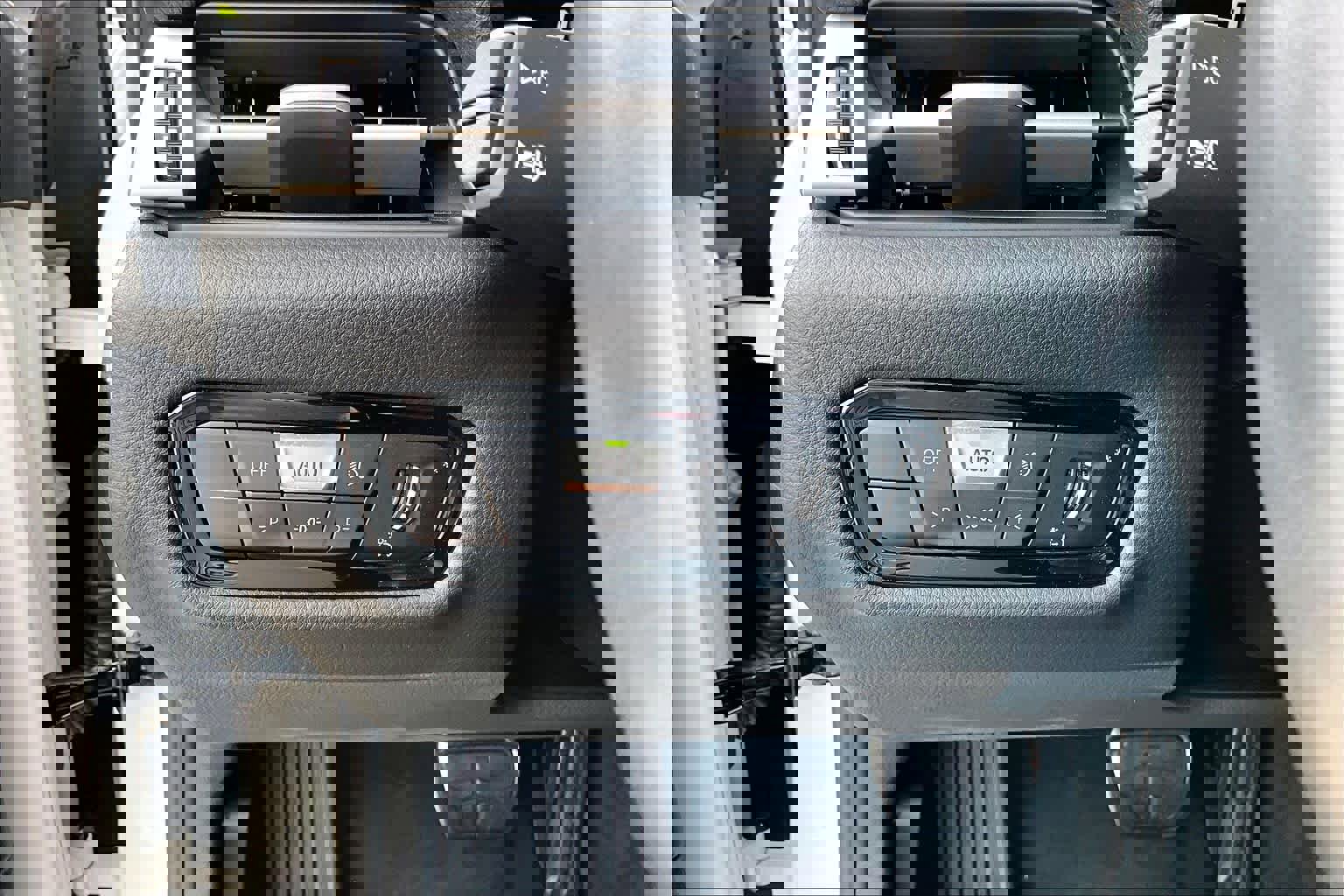 Used 2024 Toyota Supra RWD image 30