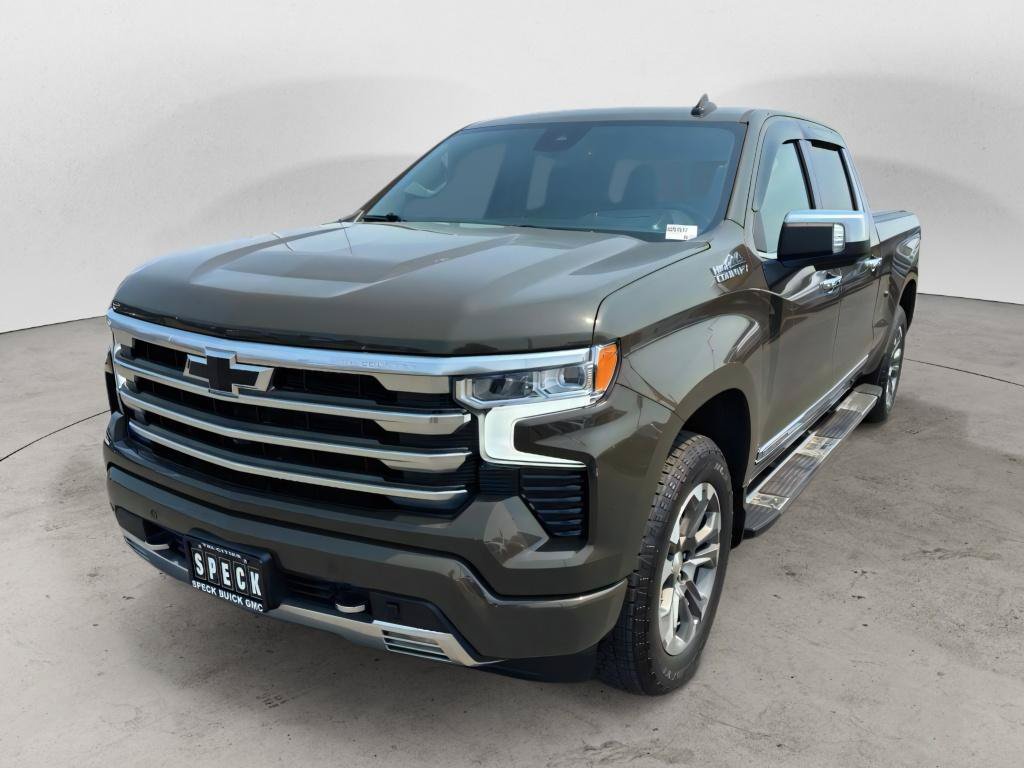 Used 2023 Chevrolet Silverado 1500 High Country w/ Technology Package AWD/4WD image 1