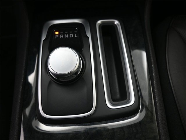 Used 2018 Chrysler 300 Limited w/ Safetytec Plus Group image 3