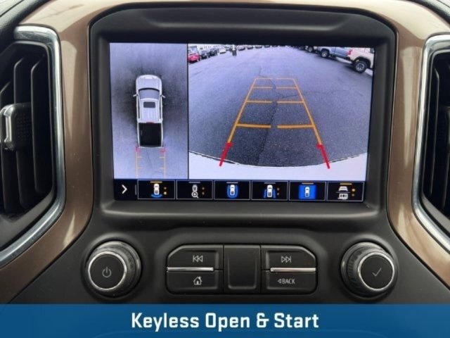 Used 2020 Chevrolet Silverado 1500 High Country w/ Technology Package AWD/4WD image 26