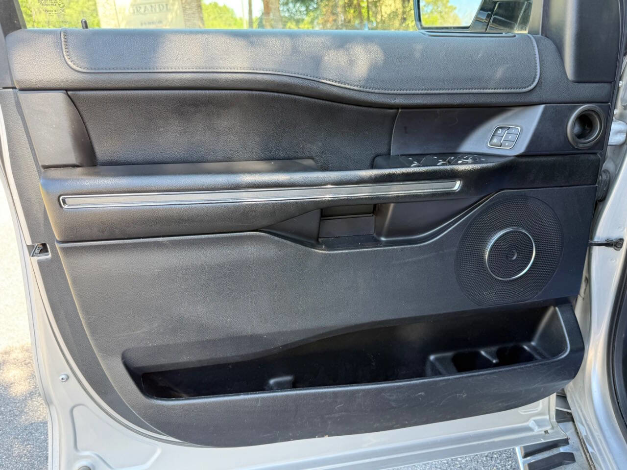 Used 2019 Ford Expedition Max XLT w/ Equipment Group 202A image 54