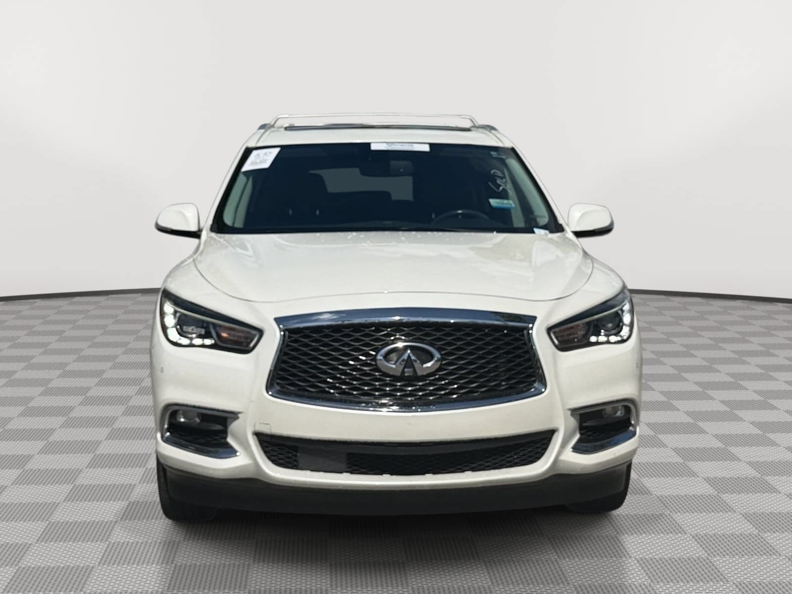 Used 2017 INFINITI QX60 Luxe w/ Premium Plus Package AWD/4WD image 3