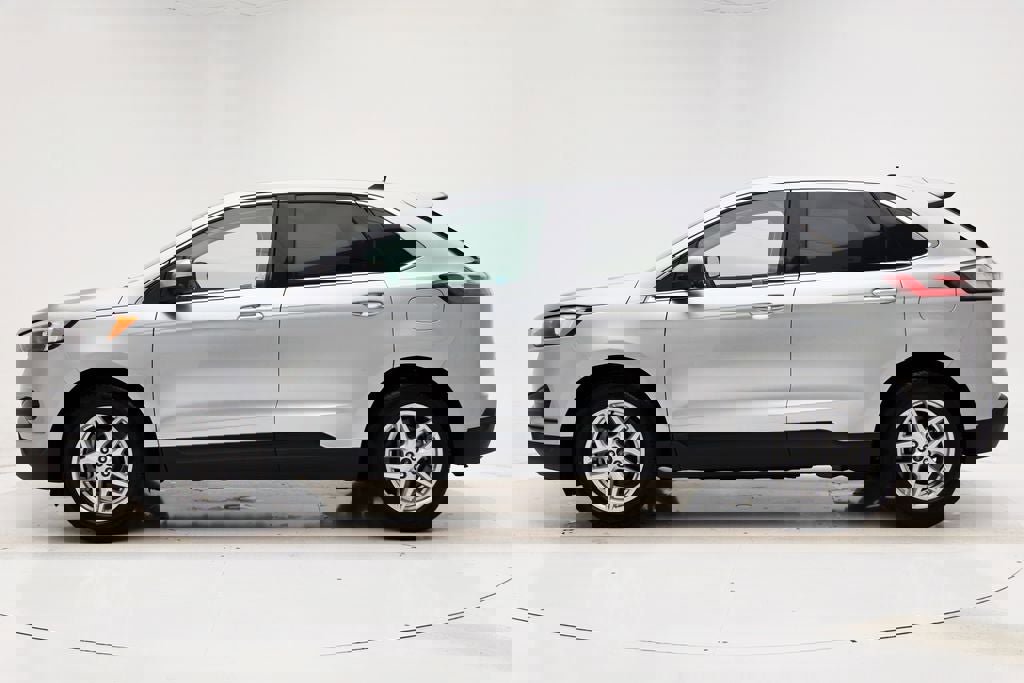 Used 2024 Ford Edge SEL image 6