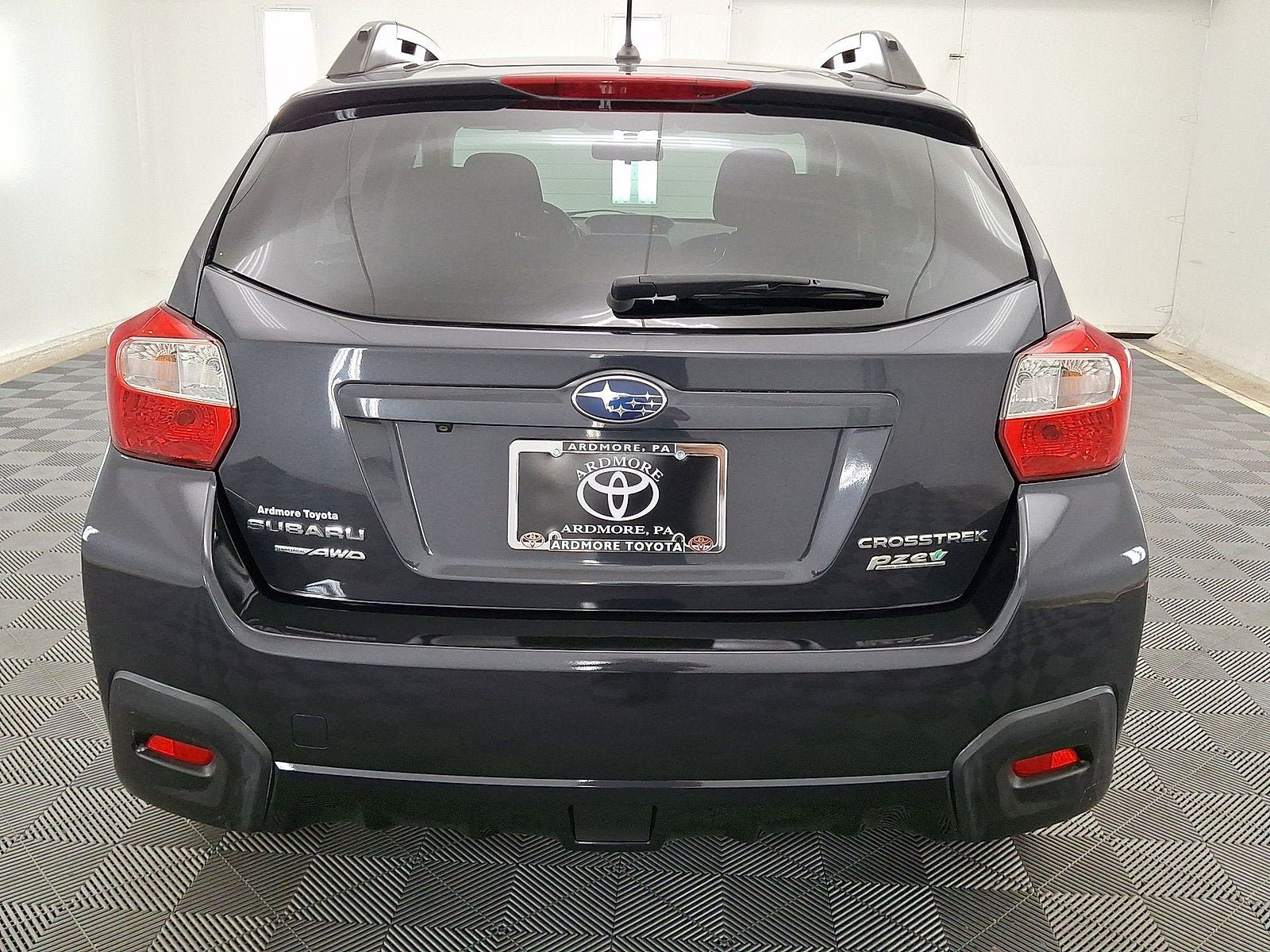 Used 2016 Subaru Crosstrek 2.0i Premium w/ Moonroof Package AWD/4WD image 14