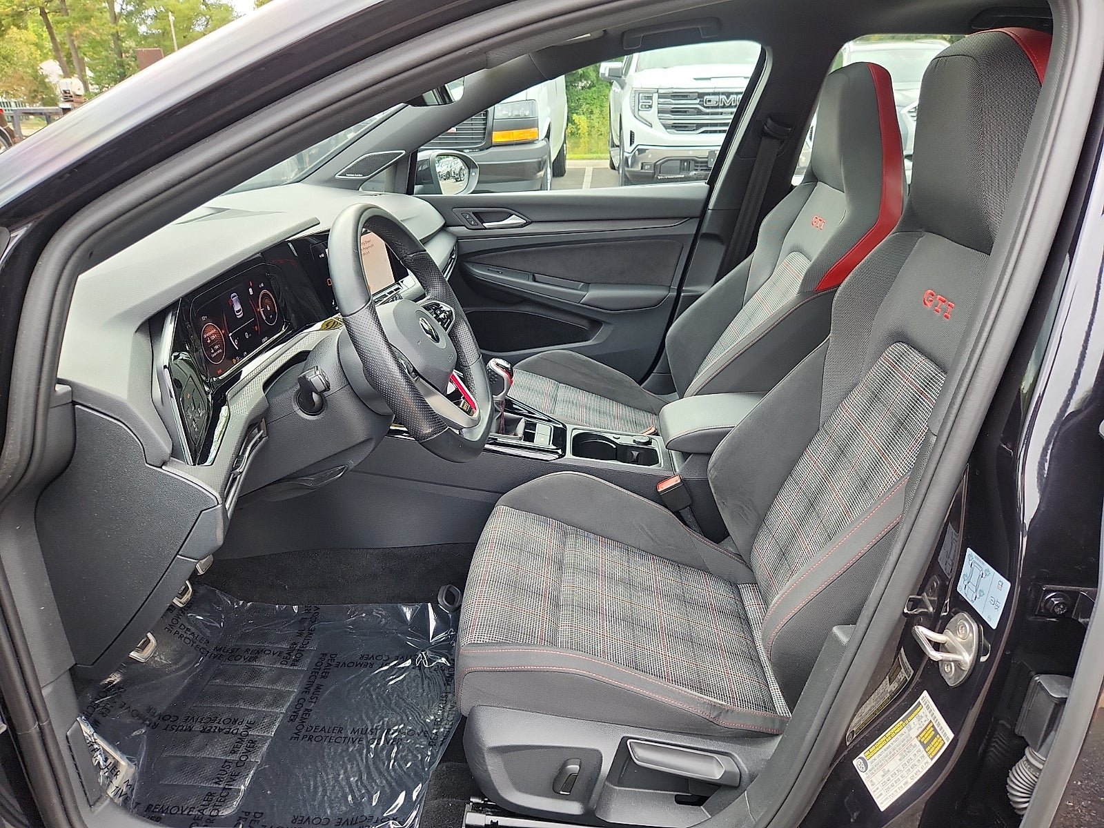 Used 2023 Volkswagen GTI SE FWD image 15