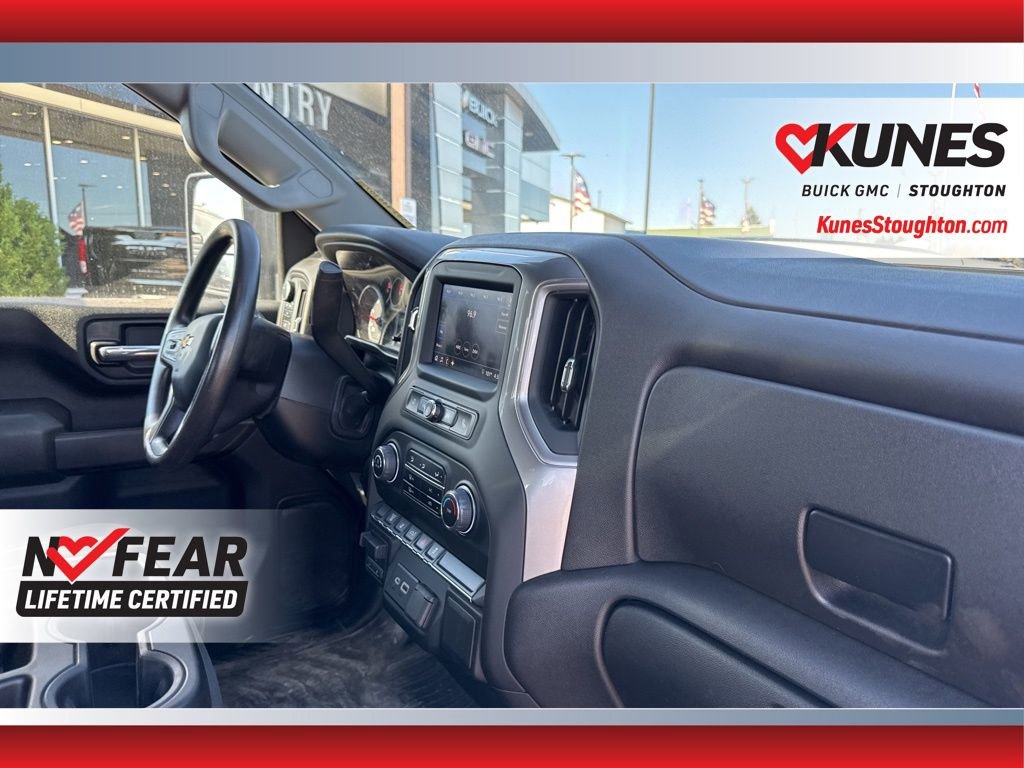 Used 2024 Chevrolet Silverado 3500 W/T image 45