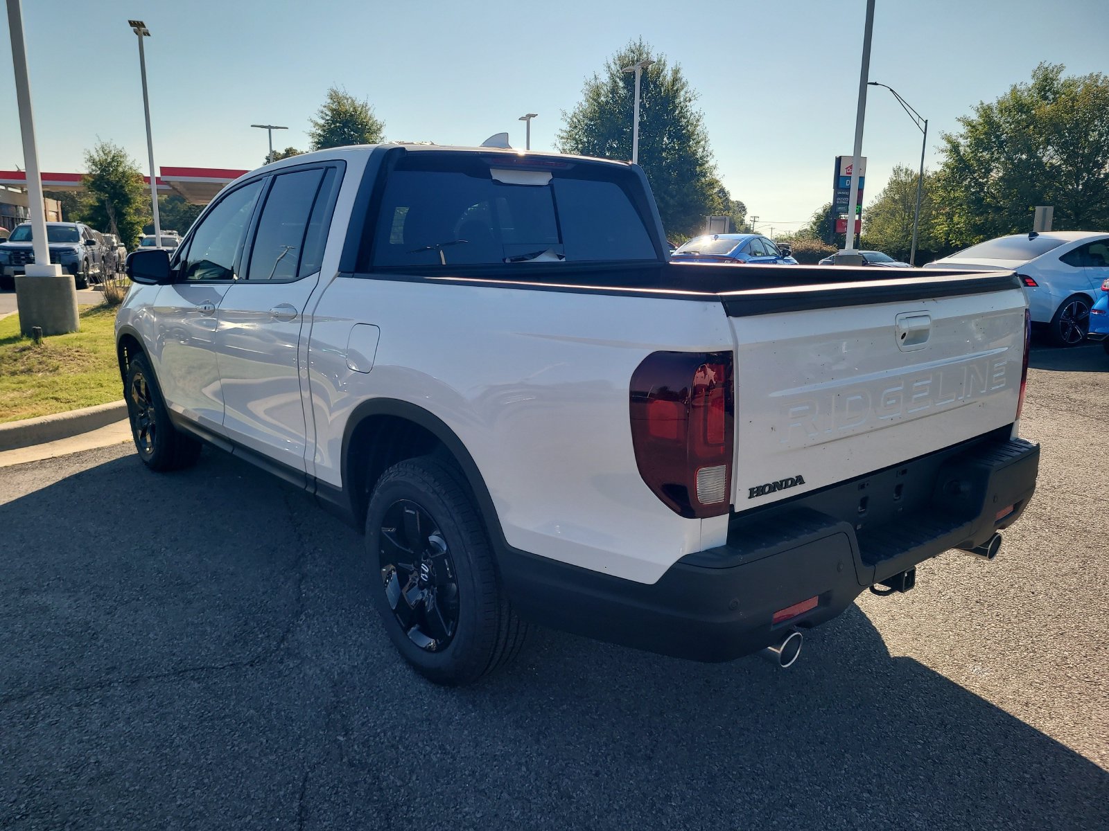 New 2026 Honda Ridgeline Black Edition image 5