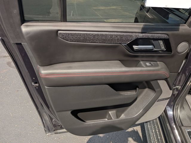Used 2025 GMC Yukon XL AT4 Ultimate w/ LPO, Floor Liner Package AWD/4WD image 11