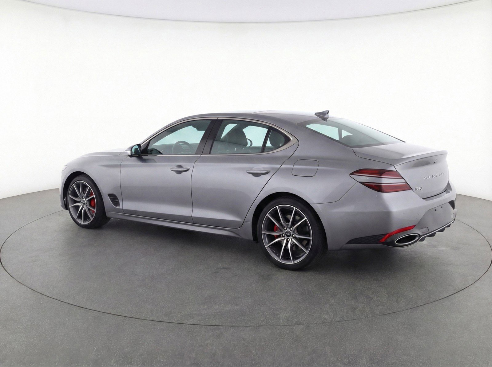 Used 2025 Genesis G70 2.5T AWD/4WD image 6