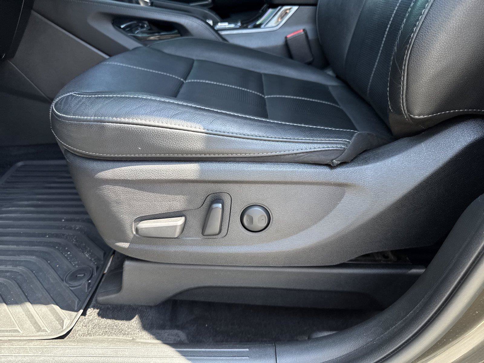 Used 2020 Kia Telluride EX w/ EX Premium Package AWD/4WD image 13
