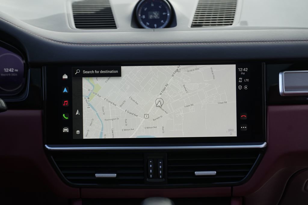 Used 2023 Porsche Cayenne Turbo w/ Premium Package Plus (PI3) image 47