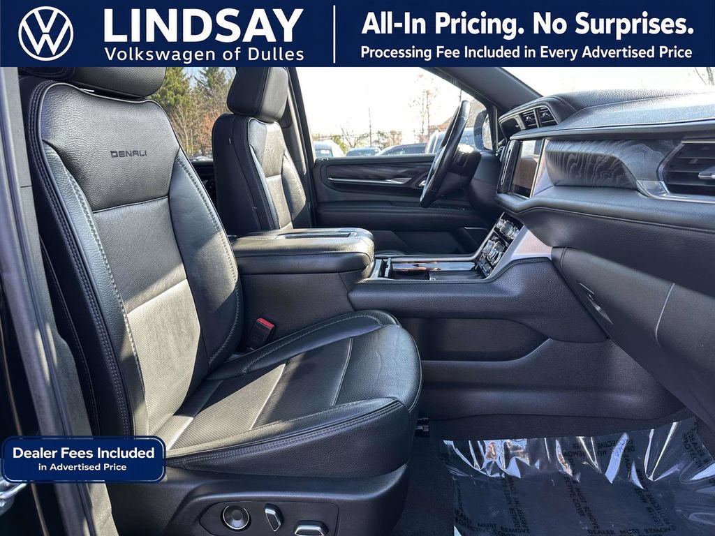 Used 2021 GMC Yukon Denali w/ Advanced Technology Package AWD/4WD image 12