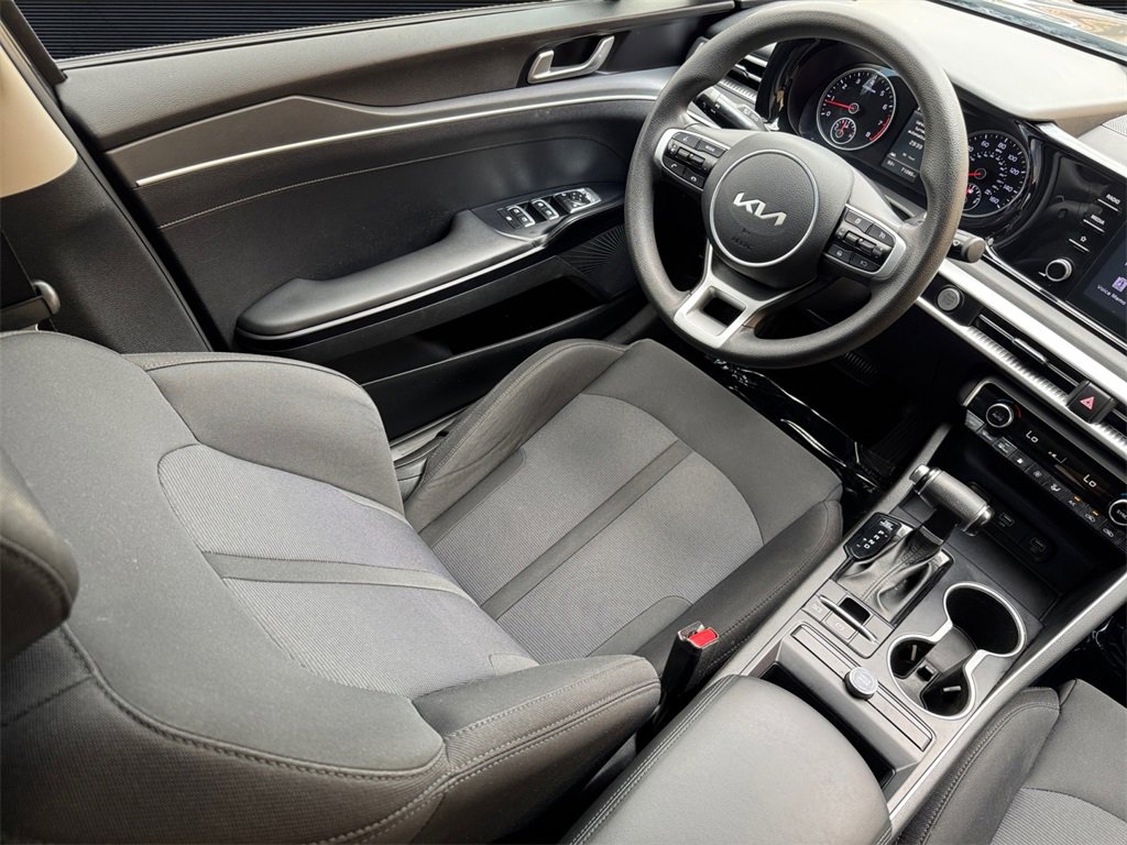 Used 2022 Kia K5 LXS image 15