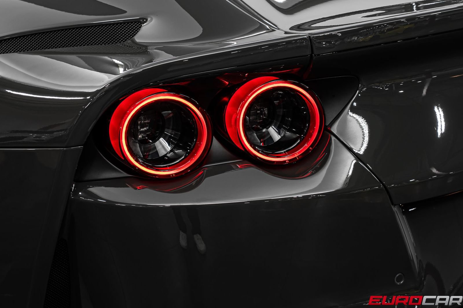 Used 2023 Ferrari 812 GTS RWD image 27