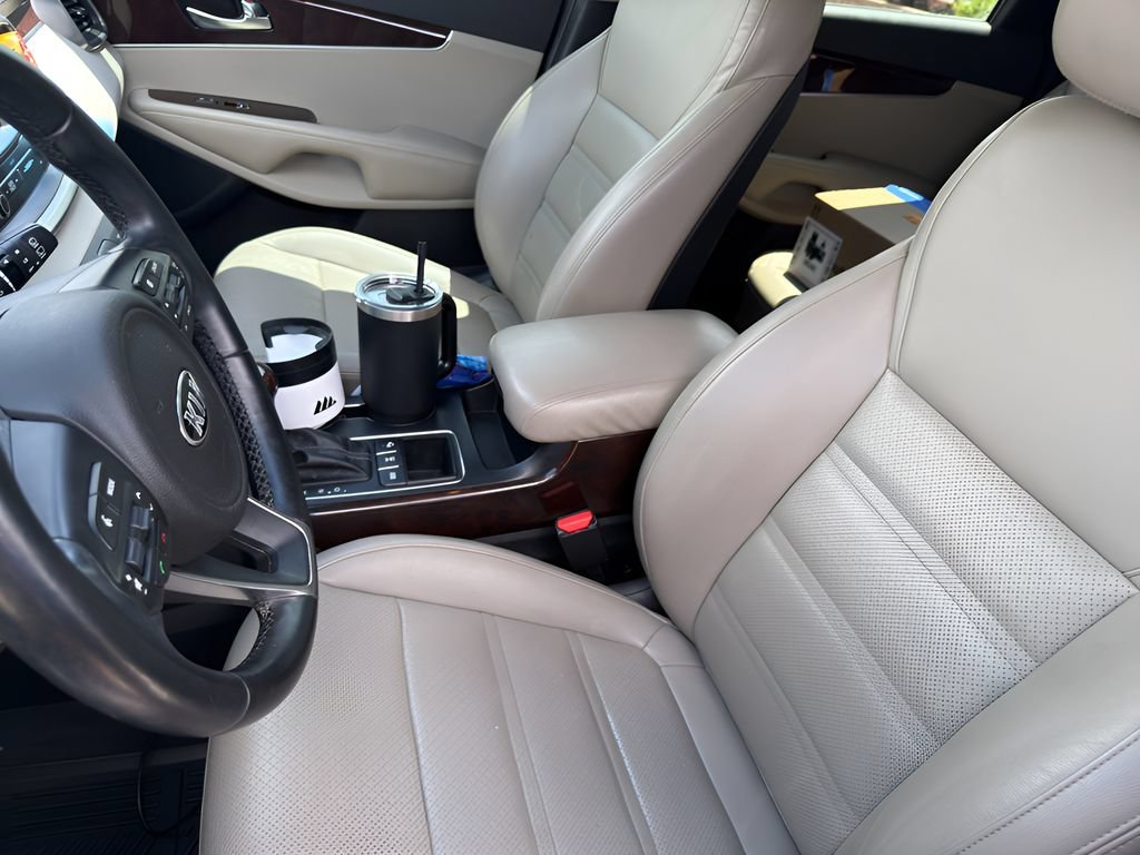 Used 2016 Kia Sorento EX AWD/4WD image 8