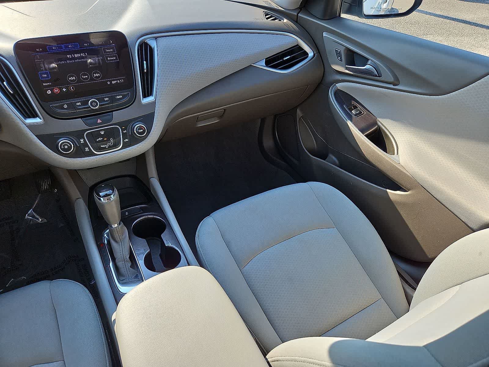 Certified 2019 Chevrolet Malibu LS FWD image 12