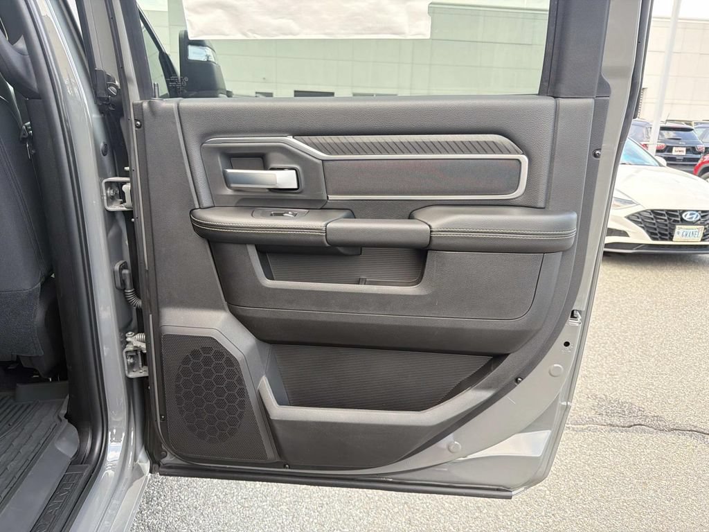 New 2026 RAM 2500 Big Horn AWD/4WD image 24