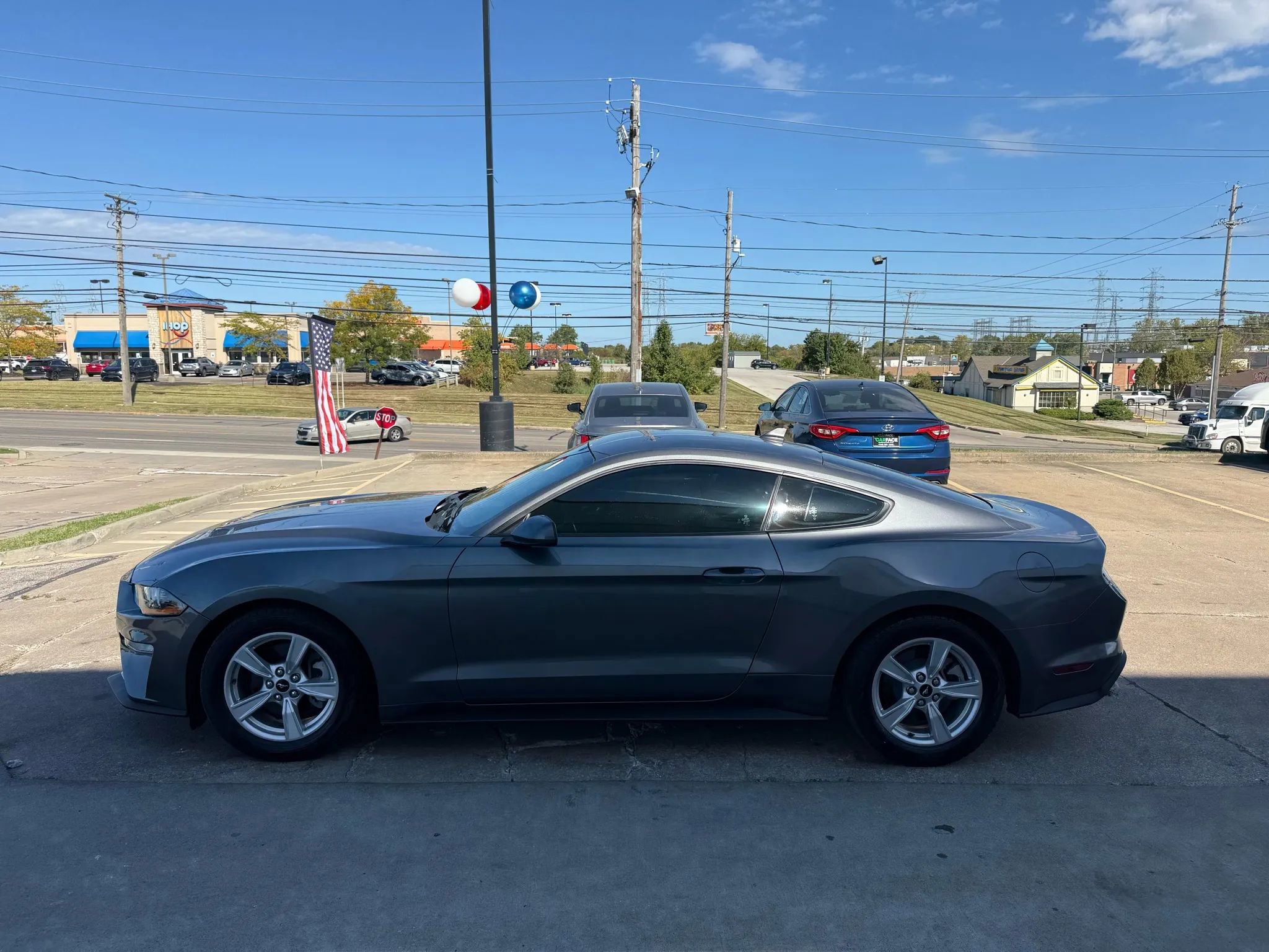 Used 2021 Ford Mustang Coupe image 7