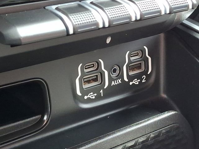 Used 2021 RAM 1500 Big Horn image 26