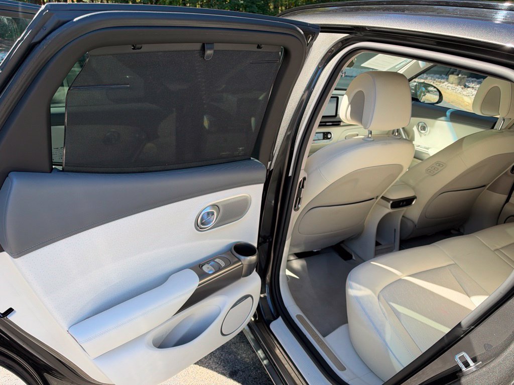 Used 2024 Genesis GV60 Advanced AWD/4WD image 19