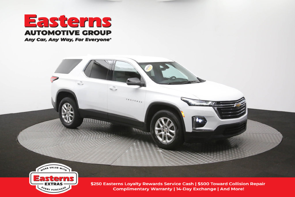 Used 2023 Chevrolet Traverse LS FWD image 47