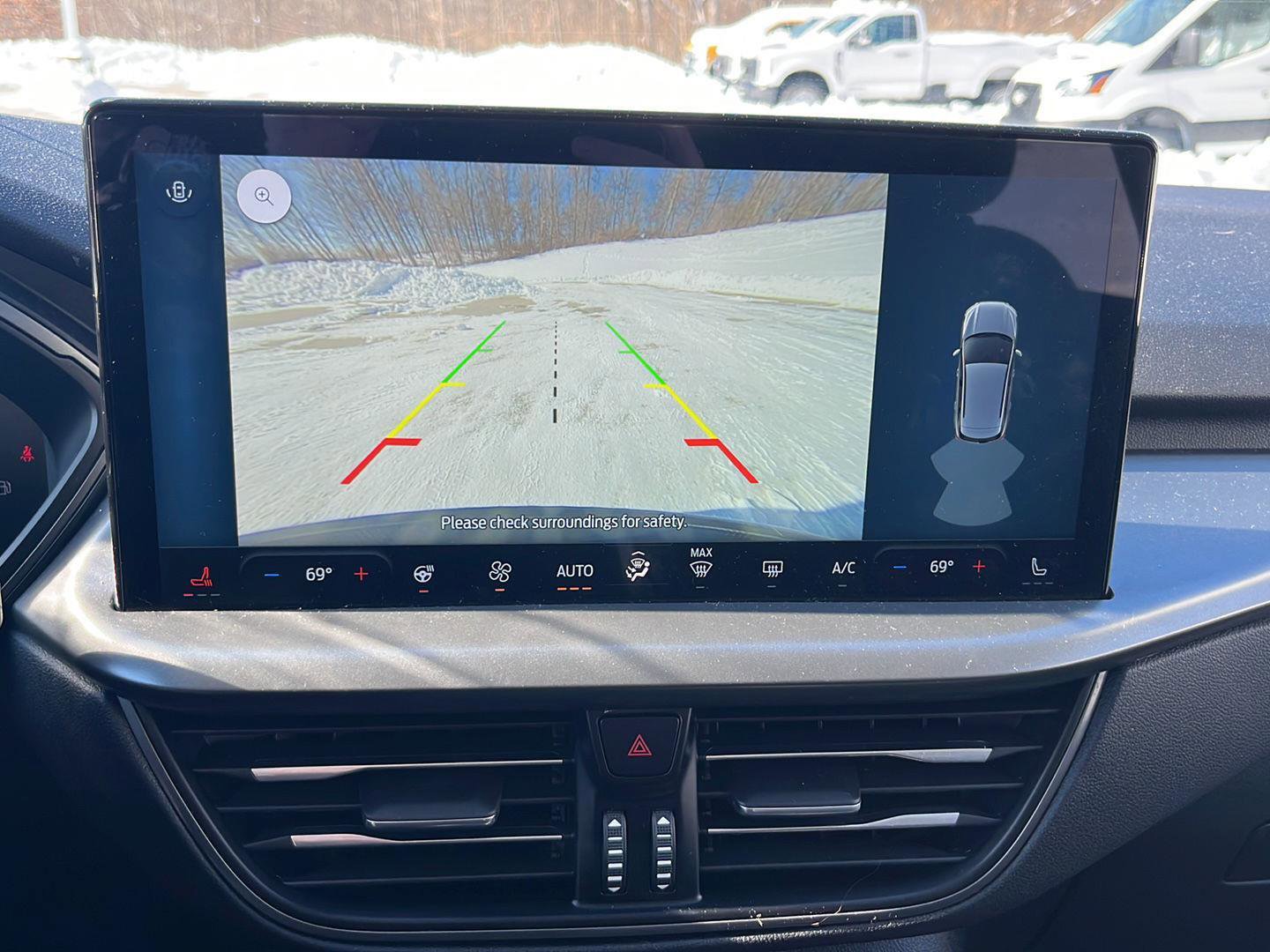 Used 2024 Ford Escape SE image 15