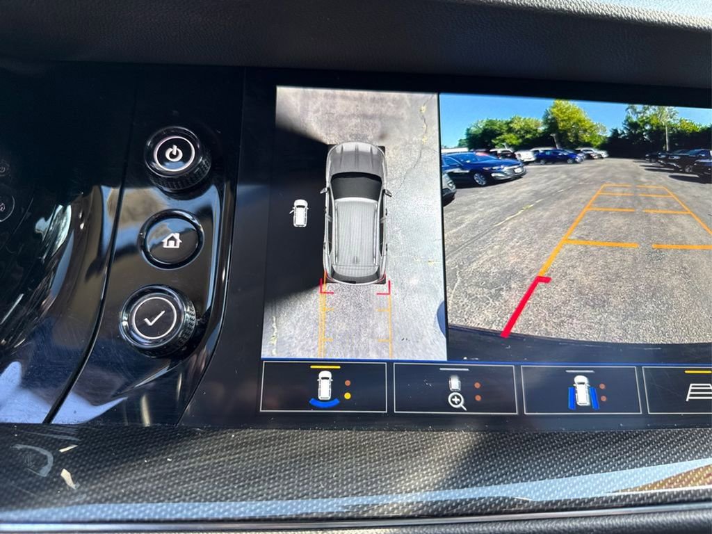 Used 2022 Buick Envision Essence w/ Technology Package II image 33