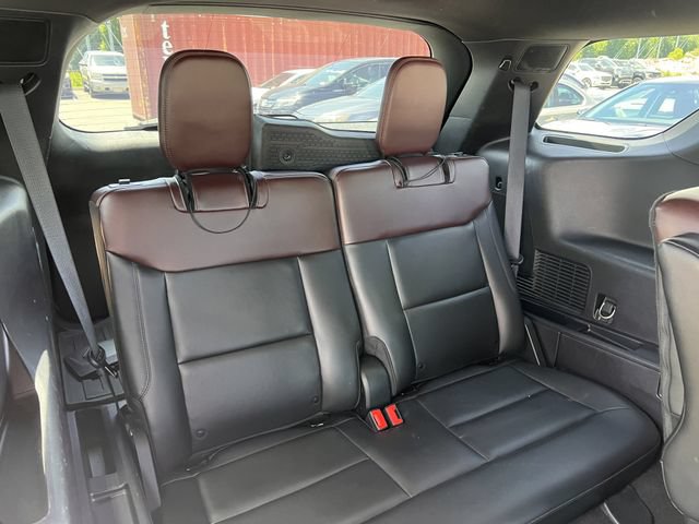 Used 2022 Ford Explorer Platinum w/ Technology Package AWD/4WD image 30