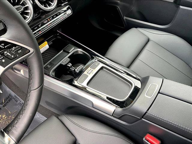 New 2026 Mercedes-Benz GLB 250 image 10
