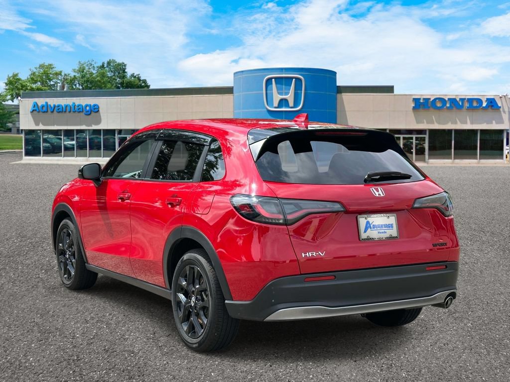 Used 2025 Honda HR-V Sport image 4
