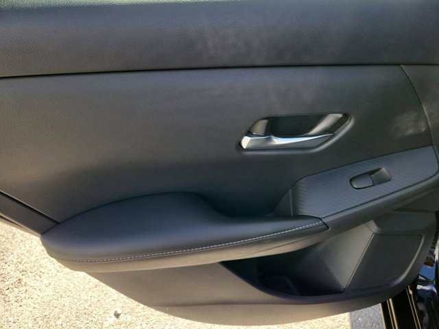 Certified 2022 Nissan Sentra SV image 17