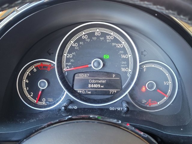 Used 2018 Volkswagen Beetle 2.0T S FWD image 27