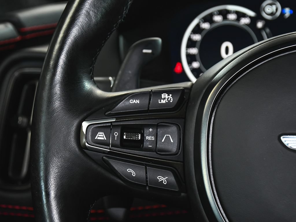 Used 2023 Aston Martin DBX AWD/4WD image 34