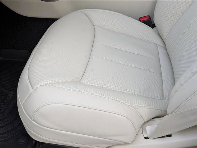 New 2026 Land Rover Range Rover Long Wheelbase SE image 4