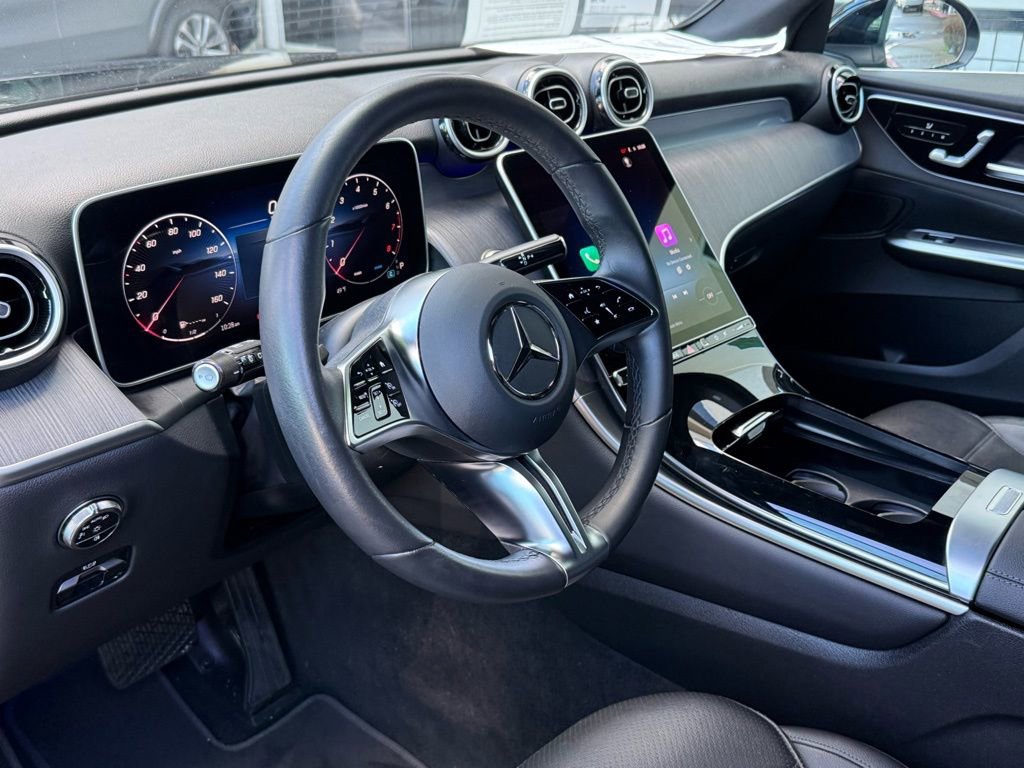 Certified 2025 Mercedes-Benz GLC 300 image 20