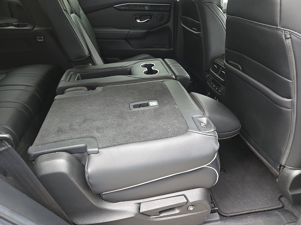 Used 2023 Honda Pilot Elite image 95