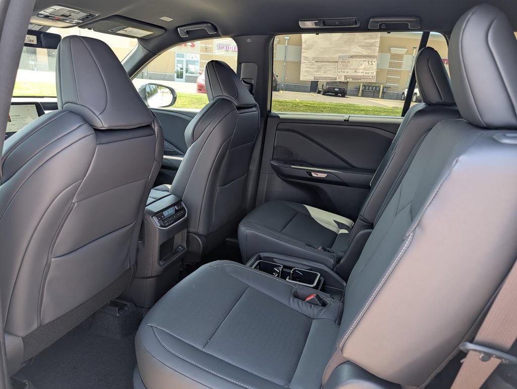 New 2026 Lexus TX 500h AWD w/ Technology Package image 9